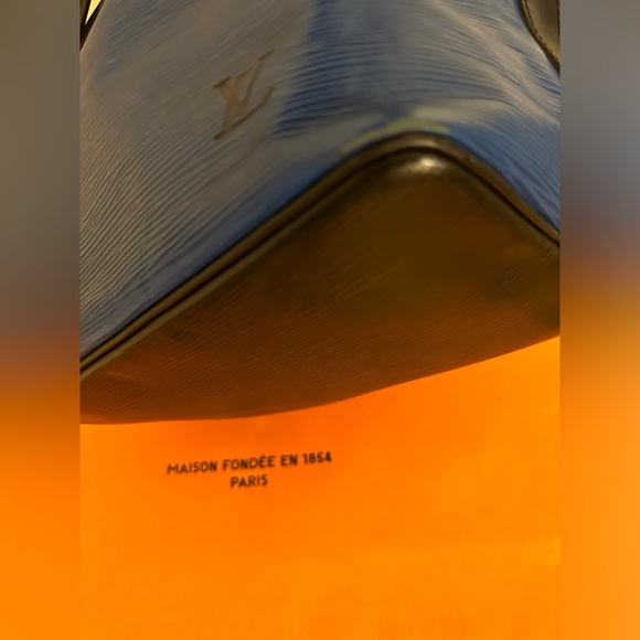 Louis Vuitton Epi Noe colorblock blue and black EUC - Picture 6 of 15